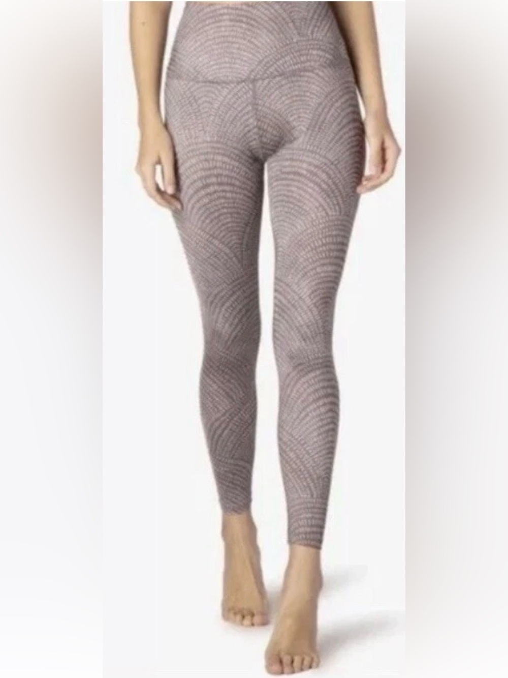 Beyond Yoga Lux High Waisted Leggings in Etched Fans Size M NWT